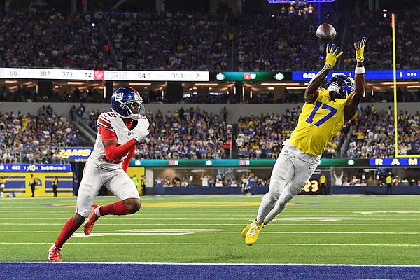 Davante Adams, Matthew Stafford lead Rams past Giants 28-6 after Jaxson Dart's injury | Arkansas Democrat Gazette