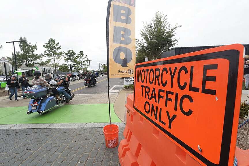 Bikes, Blues & BBQ roars through Rogers despite occasional rainy weather