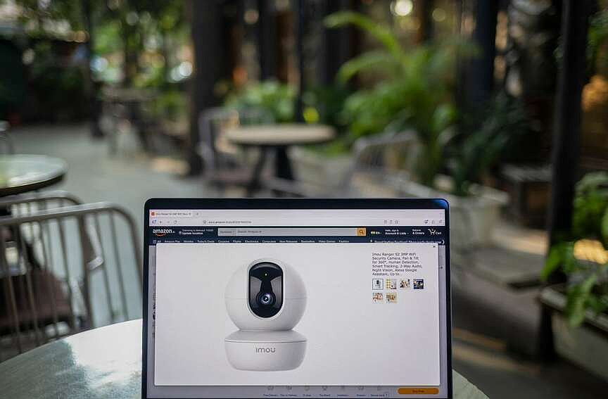 arkansasonline.com - Munsif Vengattil and Aditya Kalra Reuters - Retailers investigate India camera sales | Arkansas Democrat Gazette