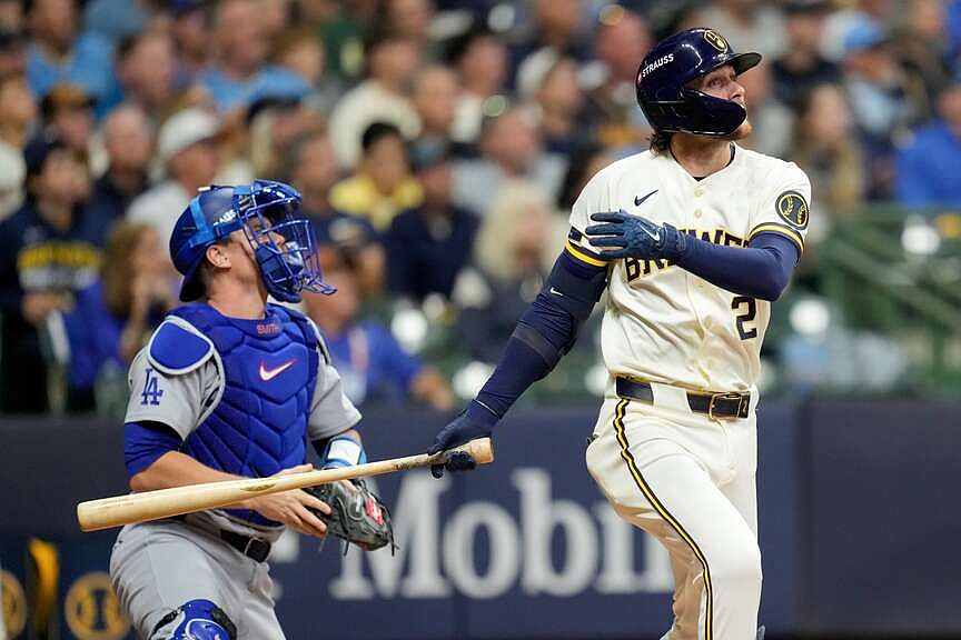 Brewers Edge Dodgers 2-1 in NLCS Game 1