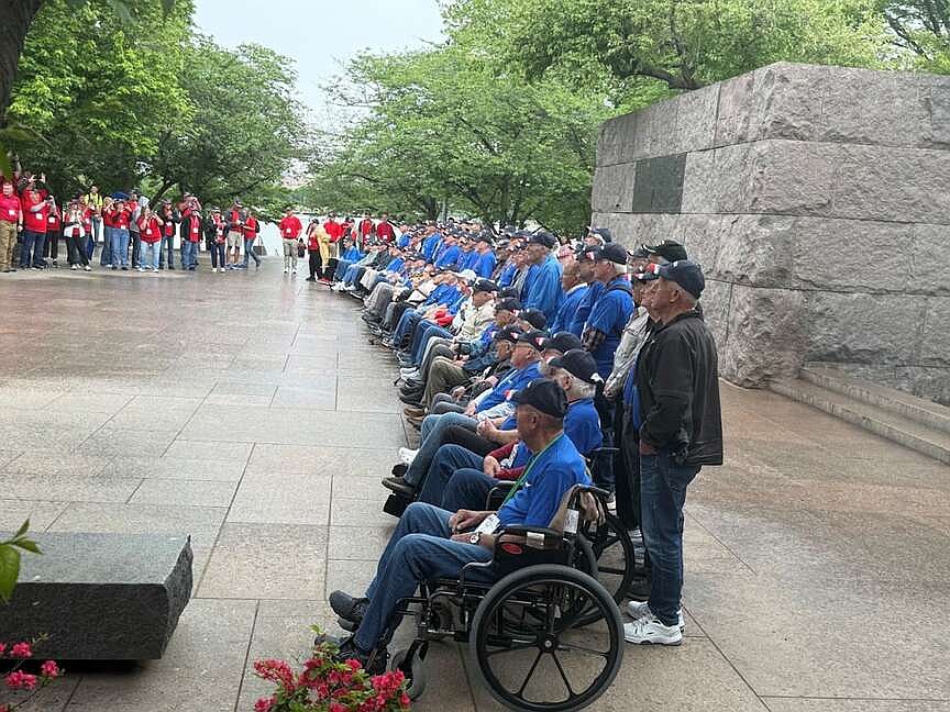 Volunteers talk ‘the heart, the soul and the drive’ to take veterans to D.C. as part of Honor Flight of the Ozarks