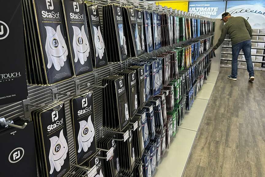 arkansasonline.com - Compiled by Democrat-Gazette staff from wire reports - Retail sales rose 0.8% last month | Arkansas Democrat Gazette