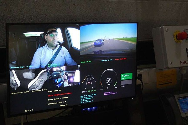 Training tech for 'eyes-off' rides through simulators | Northwest Arkansas Democrat-Gazette