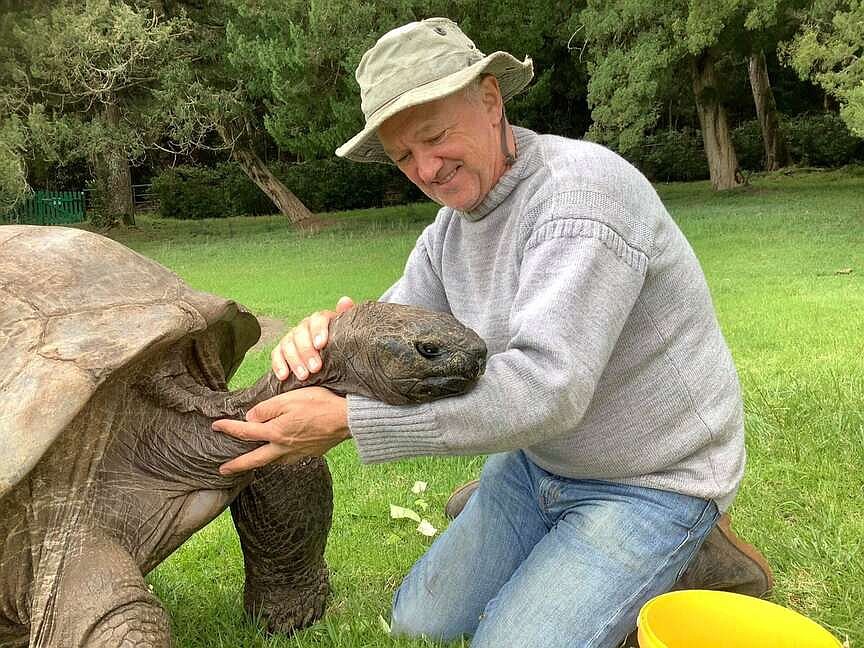 Study on 194-year-old tortoise offers clues on extending human longevity