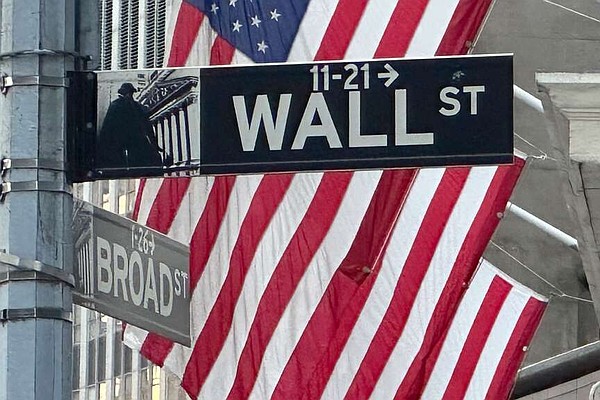 Most US stocks rise after firms' strong profit reports | Arkansas Democrat Gazette