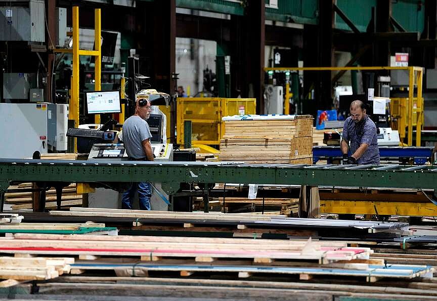 Tariff foes seek another court win