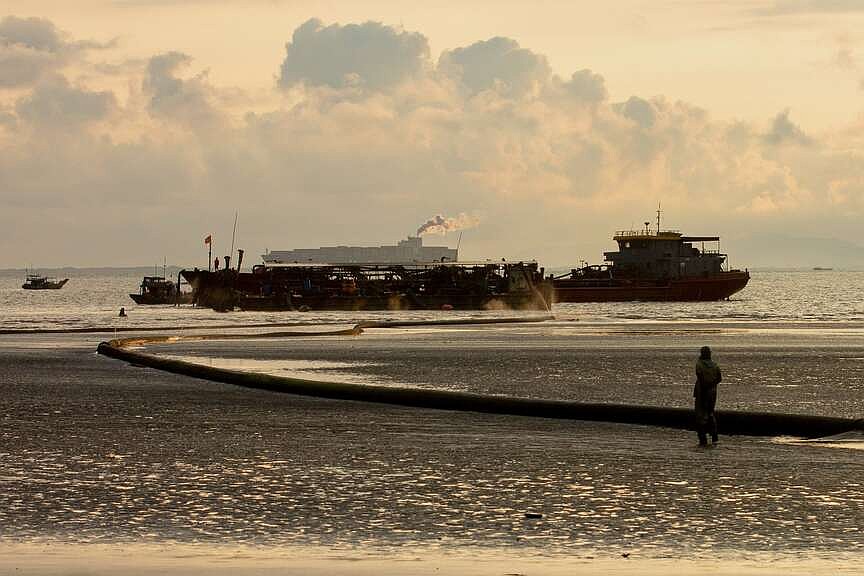 arkansasonline.com - ANIRUDDHA GHOSAL The Associated Press - Construction threatens mangrove forests shielding Ho Chi Minh City | Arkansas Democrat Gazette