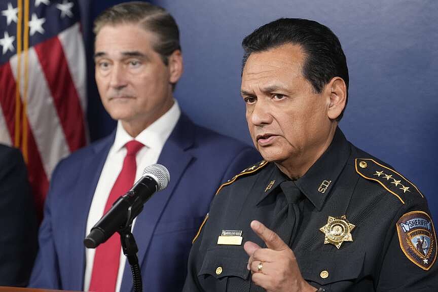 ICE agent accused of vehicular assault