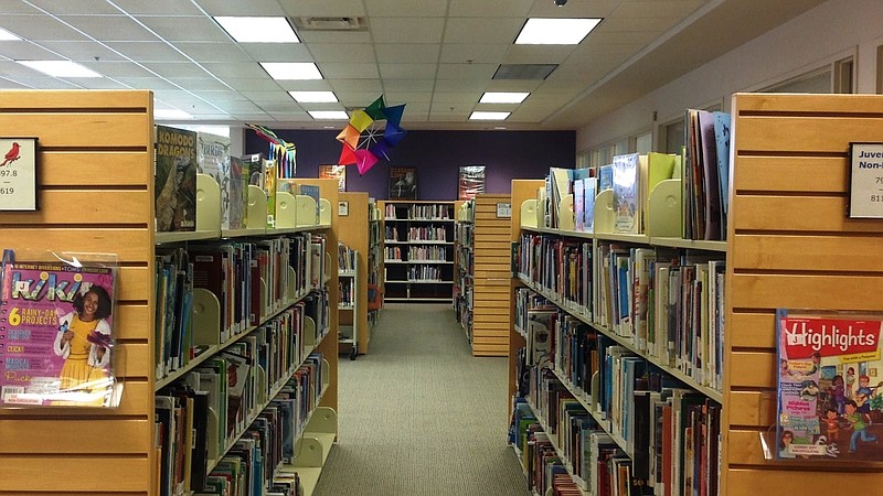 <p>Springdale Public Library.</p>