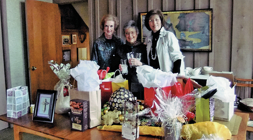 Chapter AU of PEO Sisterhood holds regular meeting