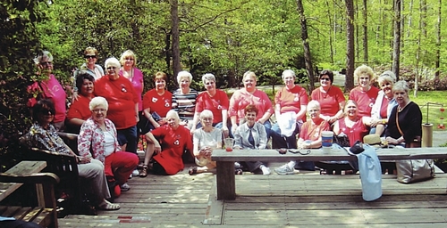 Jefferson County Extension Homemakers take tour of Garvan Gardens