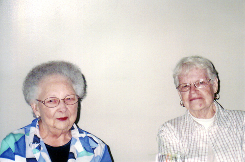 Hannah class meets for lunch at China Rose, Touch of Elegance