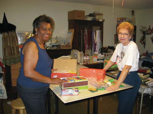 Democratic Women to discuss Shoebox Project at meeting Monday