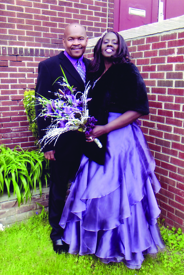 Dorthy Washington and Antonio Caldwell exchange wedding vows