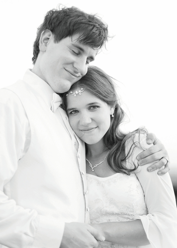 Bryna Bordovsky and David Burkemper exchange wedding vows