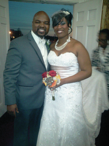LaQuilla Boyce and Douglas Jones exchange wedding vows