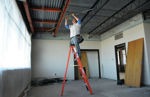 Construction begins on last phase of airport remodeling