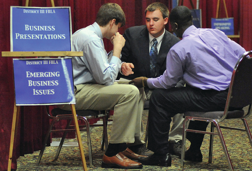 800 students attend the FBLA spring leadership conference