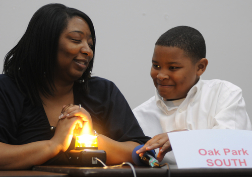 Knowledge Bowl brings students and their parents together