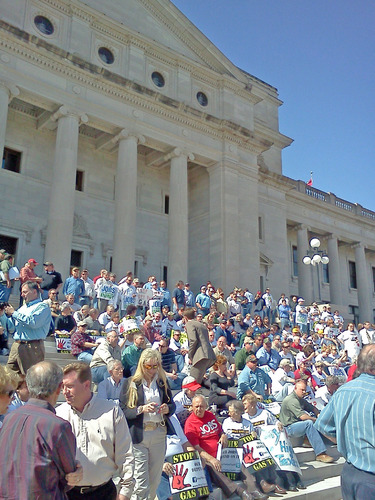 Natural gas advocates rally at Capitol