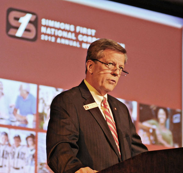 Banking on Service: May cites community support as strength of Simmons First