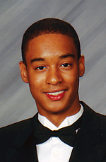 Jones receive UAM scholarship