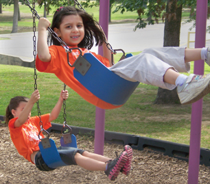 Students visit park