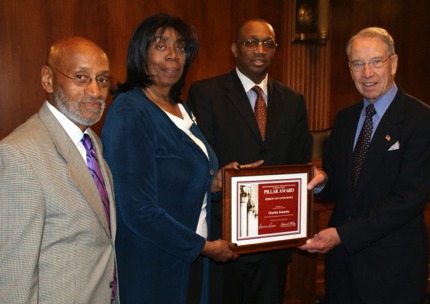 McCray presents award in Washington