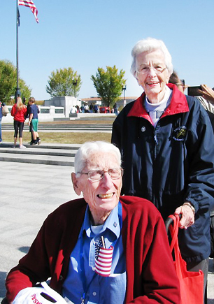 Vet visits D.C. memorial
