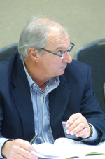 Guenther attends farm meeting