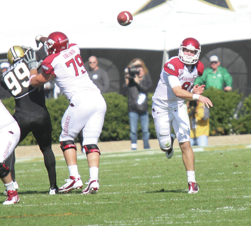 Hogs still expect football titles