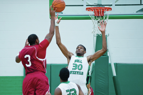 Long shot at buzzer sinks Boll Weevils