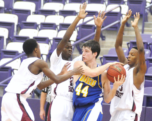 Zebras survive first-round scare
