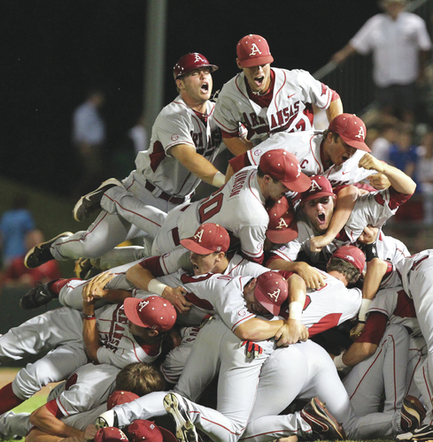 Hogs outlast Bears for trip to Omaha