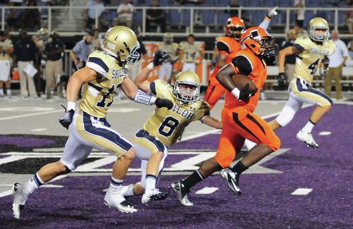Super Sophomore: Cox adds running to Warren’s passing offense
