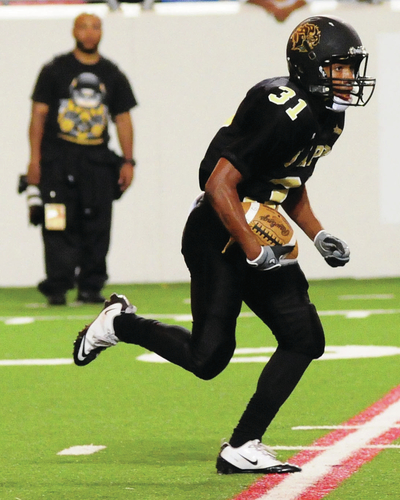 Late signee makes returning skills pay off early