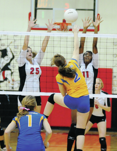 Lady Jackets erase big deficits for sweep