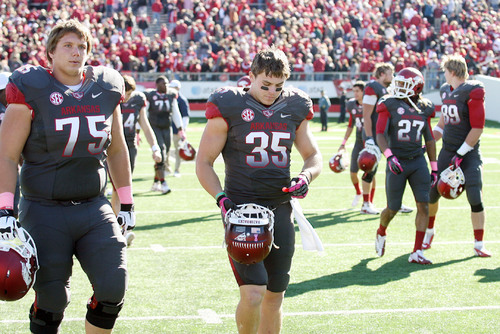Last second field goal dooms Hogs