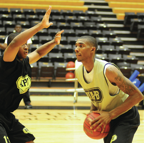 Two Days Til Tipoff: Basketball Lions head for Hawaii to start season