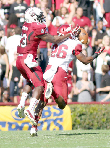 Gamecocks finally beat Hogs