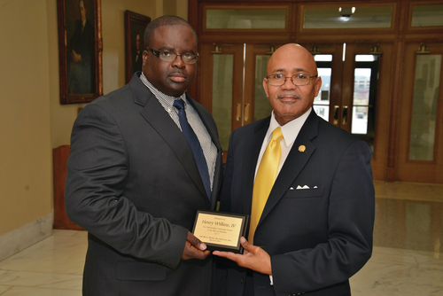Phi Beta Sigma members visit Arkansas State Capitol