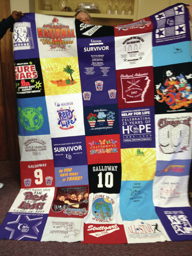 Grand Prairie Quilt Society members display work at recent meeting