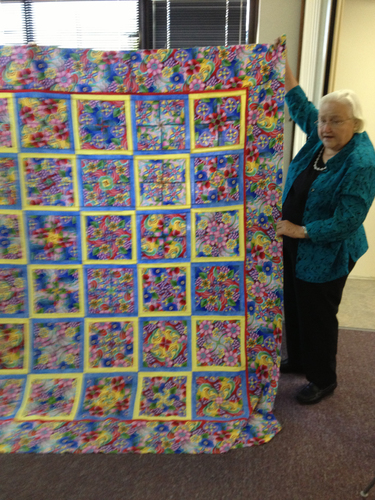 Grand Prairie quilters meet