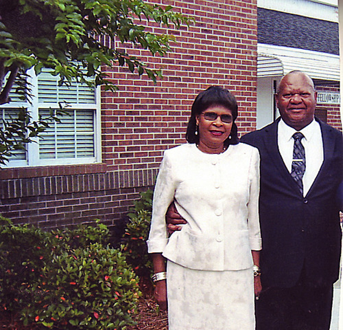 Leonard and Ethel Higgins celebrate 50 years of marriage