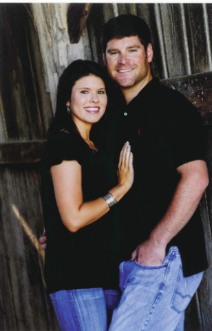 Samantha Dennis and Dustin Huggins to exchange vows