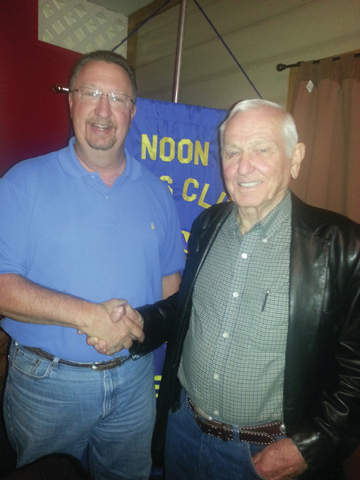 WH Noon Lions Club welcomes new member