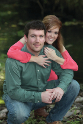 Jennifer Dyer and Jordan Tucker to wed Dec. 28