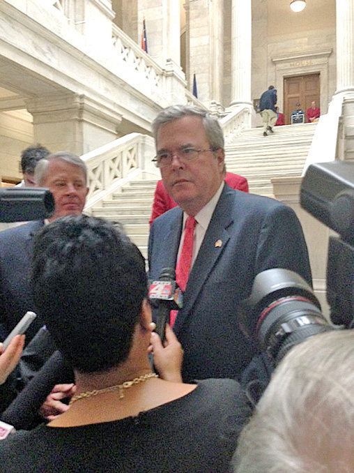 Jeb Bush urges support for charter school legislation