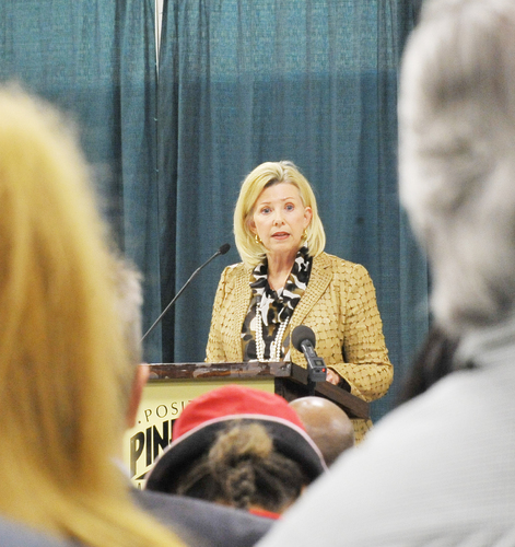 Hollingsworth outlines 2013 goals in State of the City address