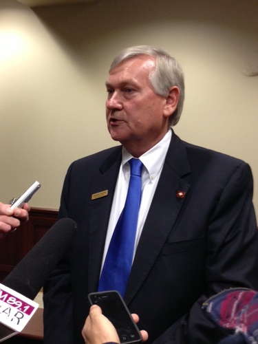 Measure to divert general revenue to highways fails in committee